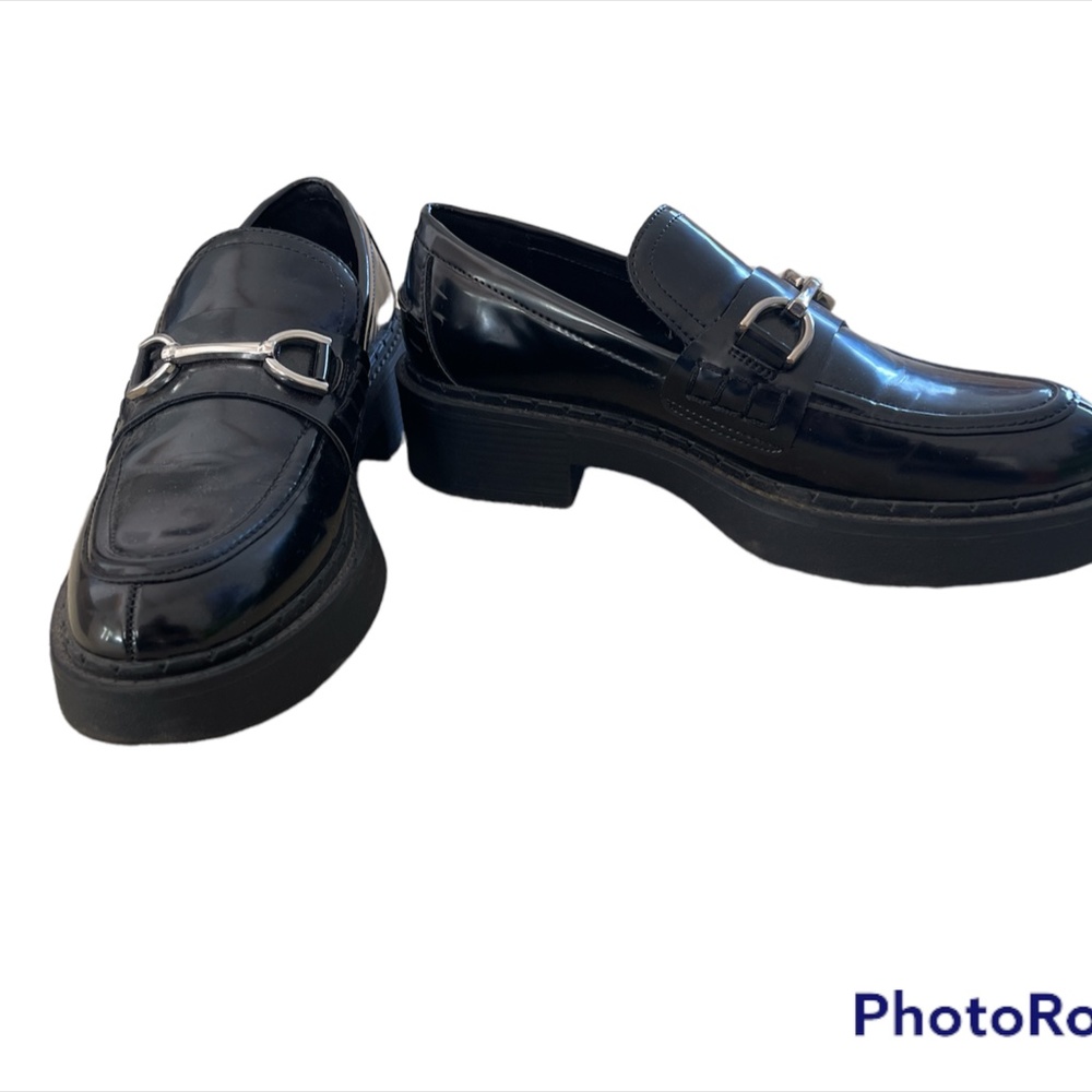 Zara Women Treated Sole Loafers Size 7.5